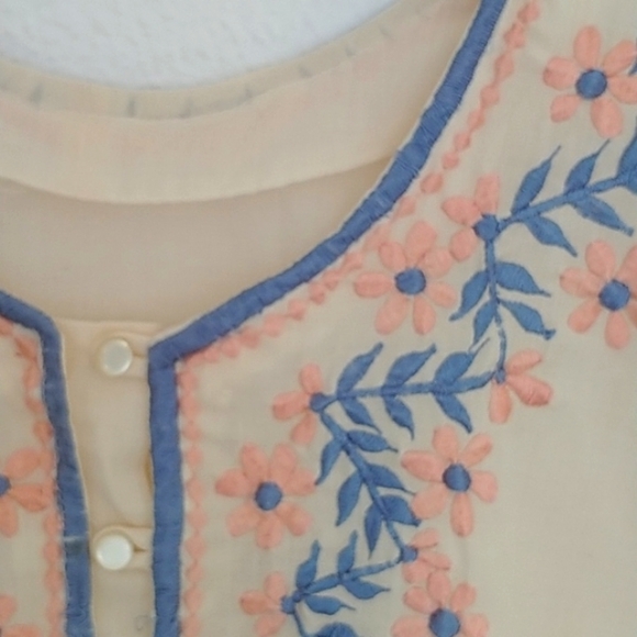🥚VTG embroidered boho blouse - Picture 3 of 9